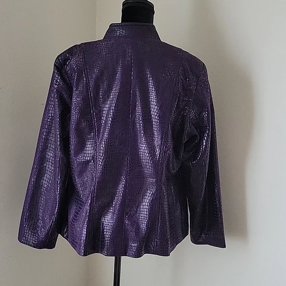 Textured Jacket - Picture 2 of 2